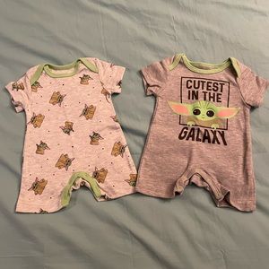 2 Star Wars Yoda One-Piece Size 0-3 Months